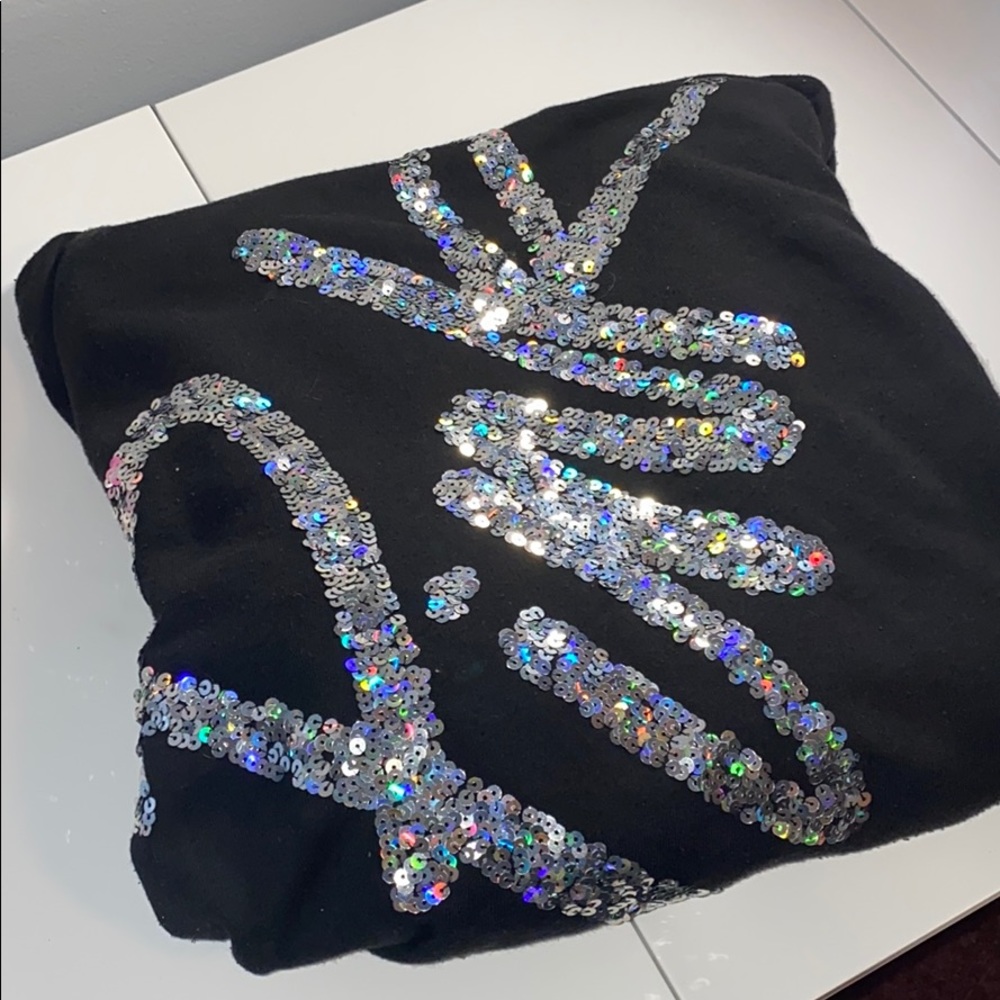 A zip up from pink
